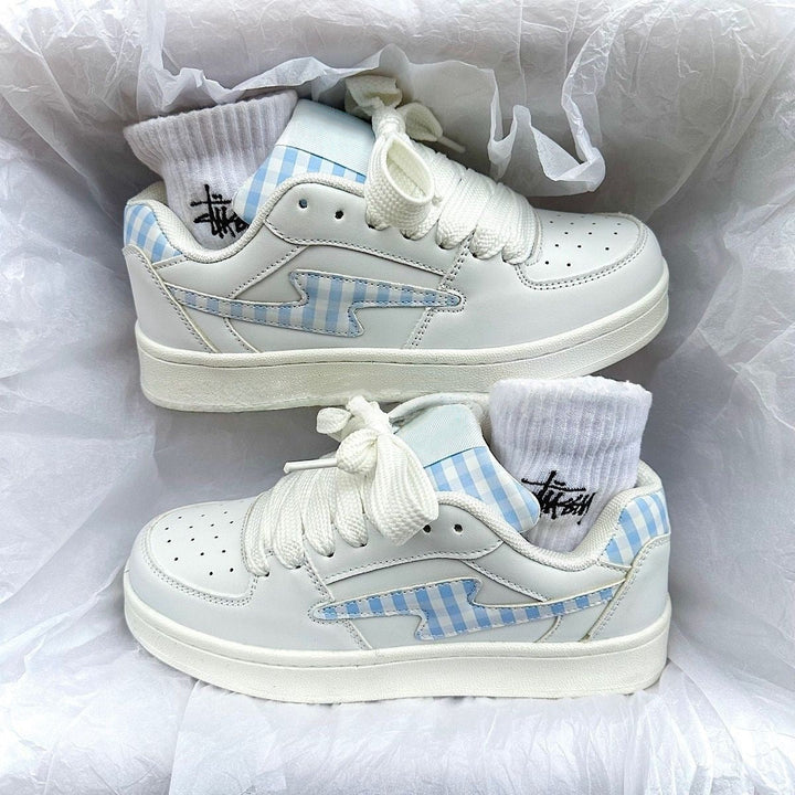 Stijlvolle dames comfort schoenen, moderne sneakers geschikt voor dagelijks gebruik en een actieve levensstijl.