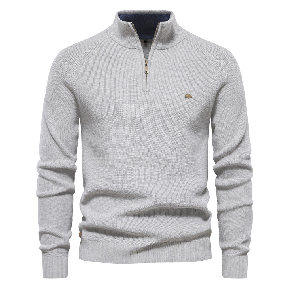 Comfortabele luxe heren trui met kwartrits. Zachte stof, ideaal voor elegante herenmode in herfst/winter.
