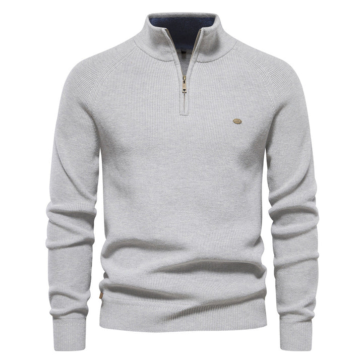 Comfortabele luxe heren trui met kwartrits. Zachte stof, ideaal voor elegante herenmode in herfst/winter.