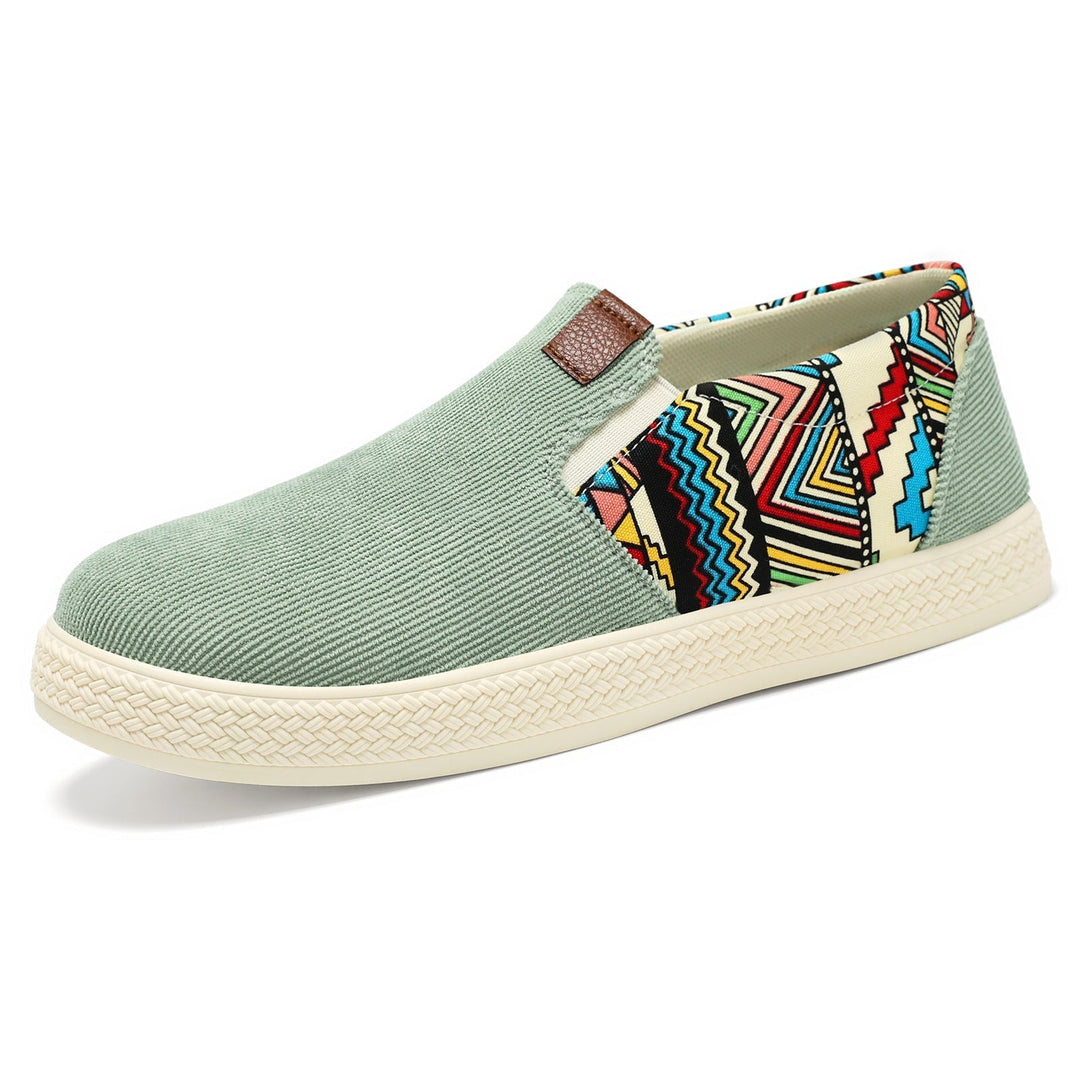 Witte heren instappers, comfortabele slip-on casual schoenen; ideaal voor zomerse dagen.