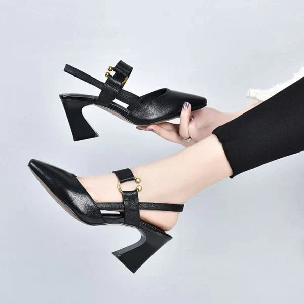 Bruine dames orthopedische sandalen met lage blokhak, perfect voor dagelijks comfort en casual outfits.