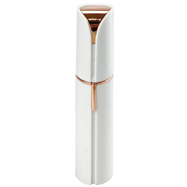 SilkaSkin compacte haarverwijderaar; elegant design voor effectieve gezichtsontharing bij dames.
