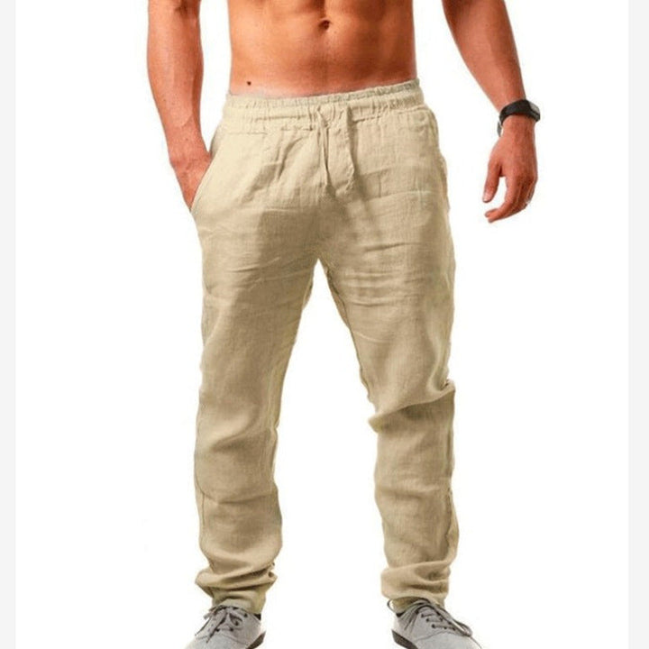 Moderne heren zomerbroek. Comfortabele losse pasvorm en stijlvol design voor de bewuste man.