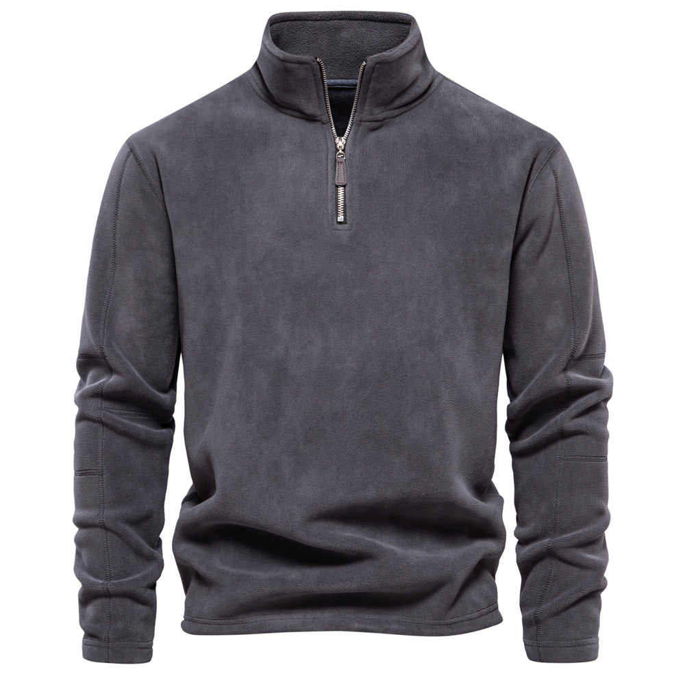 Detailopname van zachte fleece stof van stijlvolle mannen trui, ideaal voor winter warmte. Nieuwe collectie.