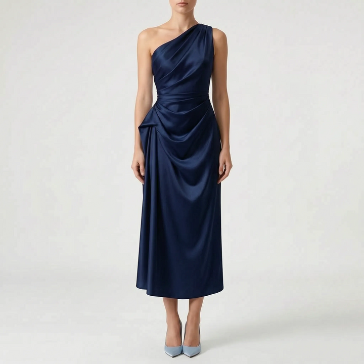 Moderne one-shoulder dames avondjurk met asymmetrische halslijn, perfect voor een chique damesmode statement.