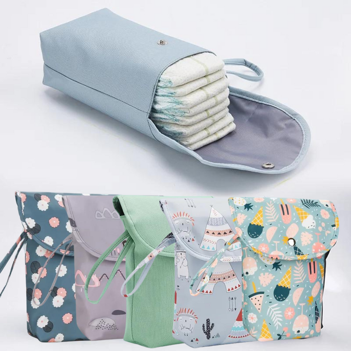Stijlvolle waterdichte babyluiertas voor ouders onderweg, ideaal voor luiers en babyverzorging.