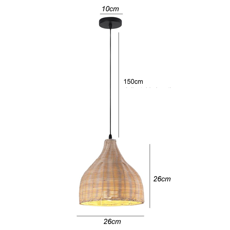 Stijlvolle bamboe hanglamp boven een houten eettafel, sfeervolle verlichting.