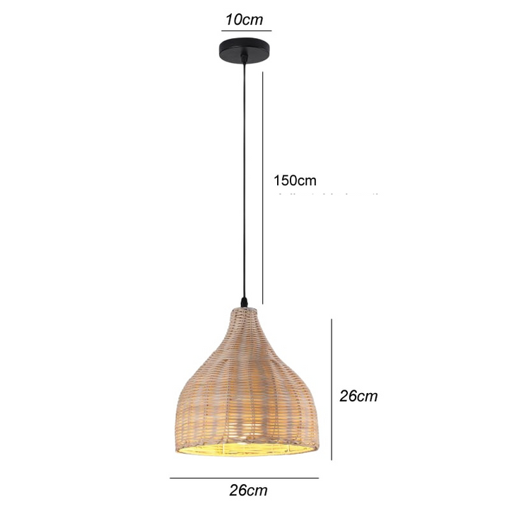 Stijlvolle bamboe hanglamp boven een houten eettafel, sfeervolle verlichting.