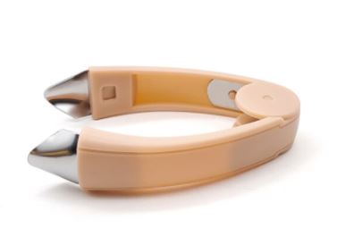 Essentieel keukenaccessoire: een efficiënte groenten- en fruitontpitter voor elke moderne keuken.