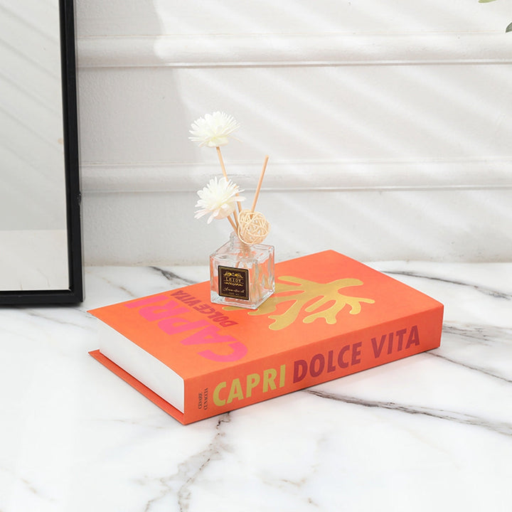 Complete decoratie boeken set, ontworpen voor naadloze interieurstyling en complete woonkamerdecoratie.