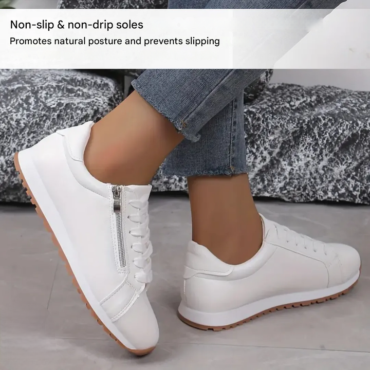 Antislip en ademende dames sneakers Chiara, ergonomisch ontworpen voor optimaal comfort.