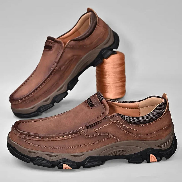 Comfortabele orthopedische Lucas herenschoenen van vegan leer, ideaal voor dagelijks stijlvol gebruik.