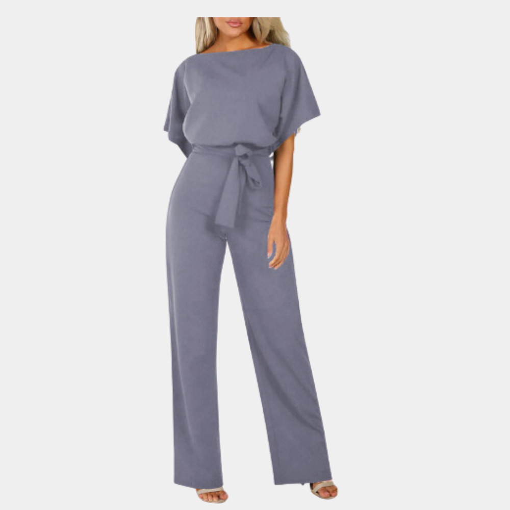 Modieuze damesjumpsuit, verkrijgbaar in diverse kleuren. Een comfortabele en elegante zomeroutfit.
