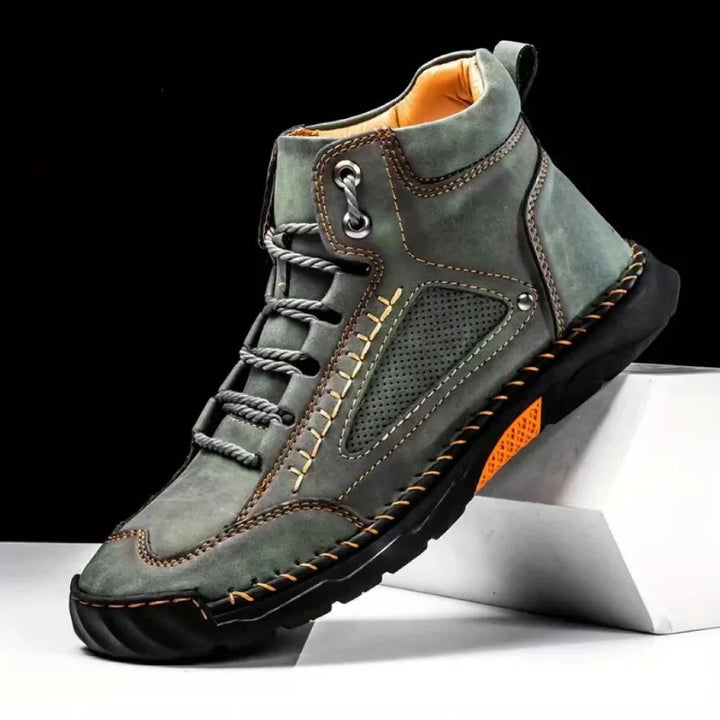 Heren wandelschoen Filip met flexibele loopzool, voor natuurlijk afrollen en uitstekende grip.