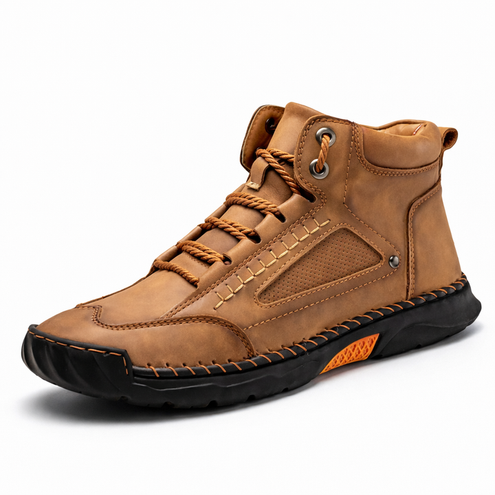 Zwarte heren wandelschoen Angus, met subtiel design en robuuste constructie voor duurzaamheid.
