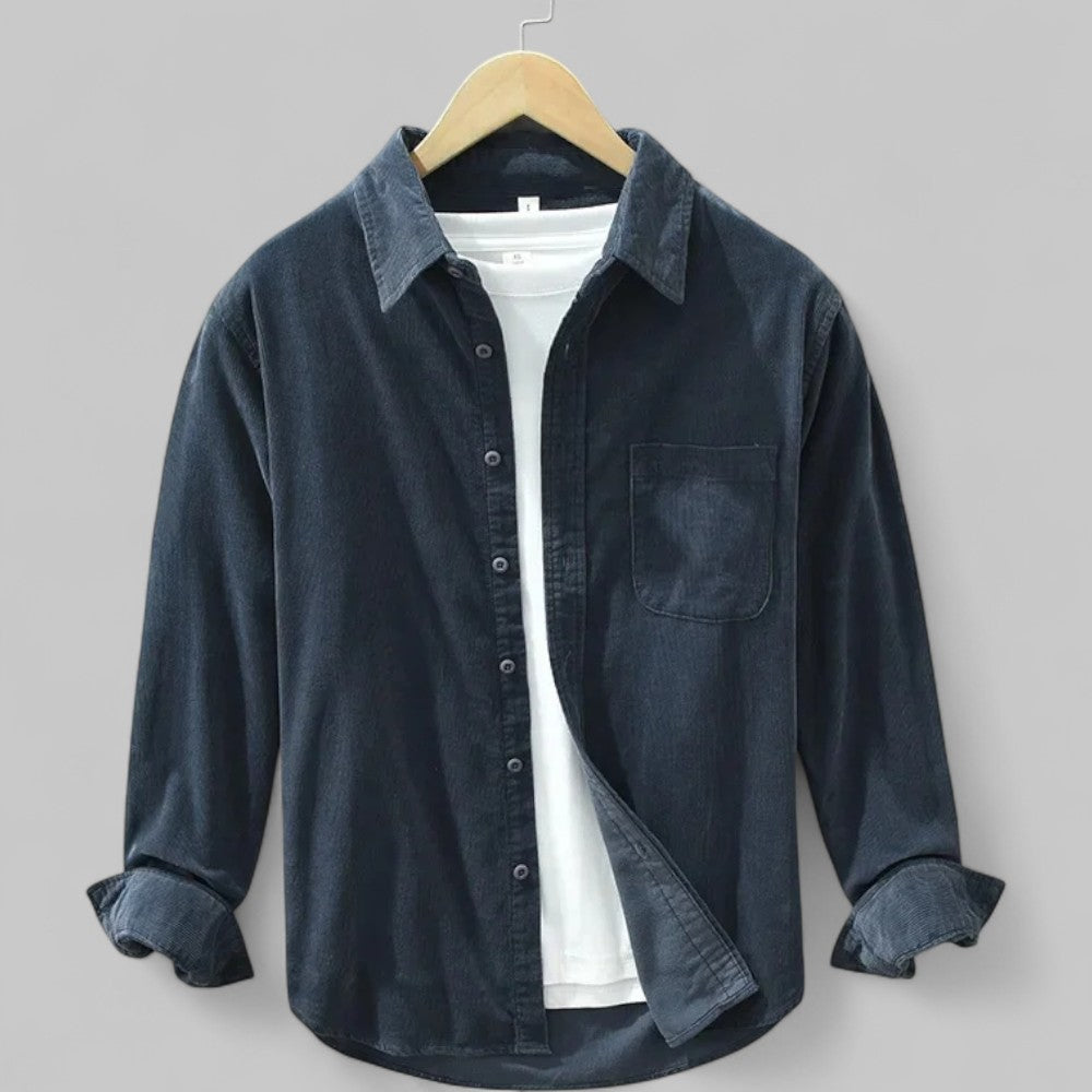 Herenoverhemd met lange mouwen, biedt een comfortabele pasvorm en een stijlvolle, veelzijdige look voor elke dag.