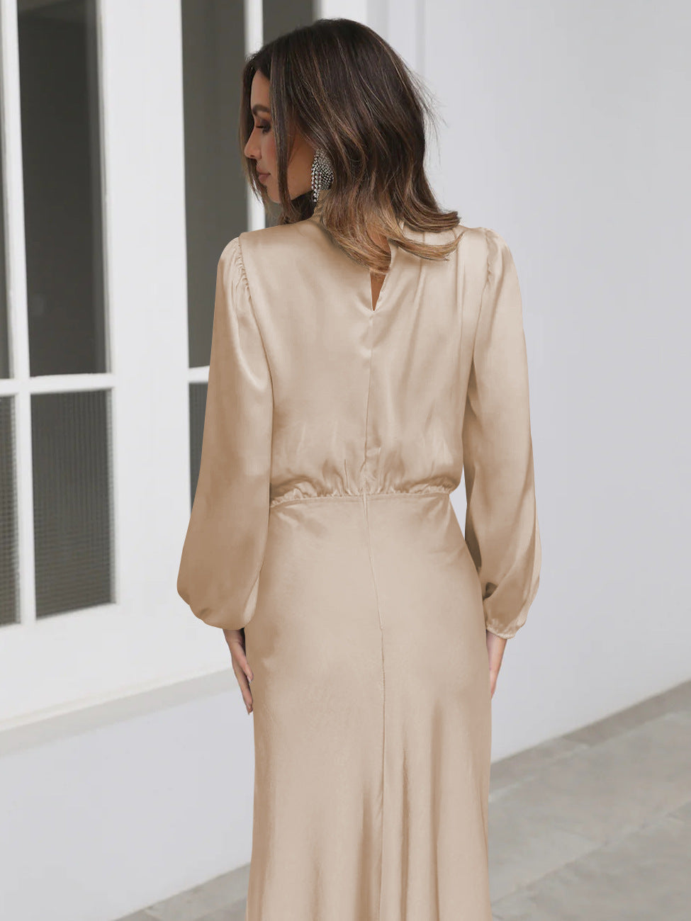 Dames elegante satijnen jurk met lange mouwen; een prachtige nieuwe arrival feestjurk.