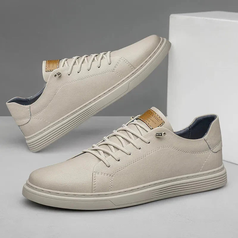 Zwarte leren heren sneakers in Oxford stijl, veilig & comfortabel voor dagelijks gebruik, semi-formeel.