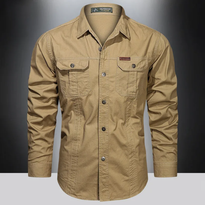 Ademend, sneldrogend heren outdoor shirt met lange mouwen, perfect voor wandelen en kamperen.