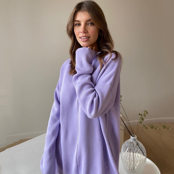 Casual dameskleding set, een comfortabel huispak met losse pasvorm voor dagelijks gebruik.