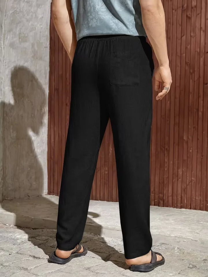 Beige heren straight leg zomerbroek, comfortabel en lichtgewicht met verstelbaar trekkoord.