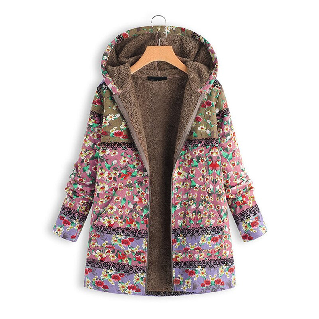 Elegante lange dames winterjas Seraphina met zachte teddy stof en een modieuze capuchon.