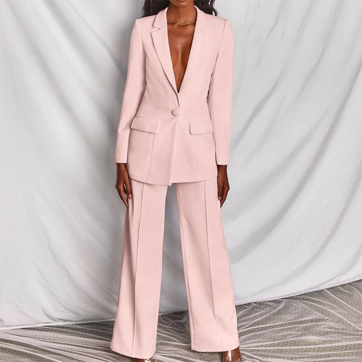 Modieuze dames blazer-broek set, elegant en comfortabel, perfect voor de zomer.
