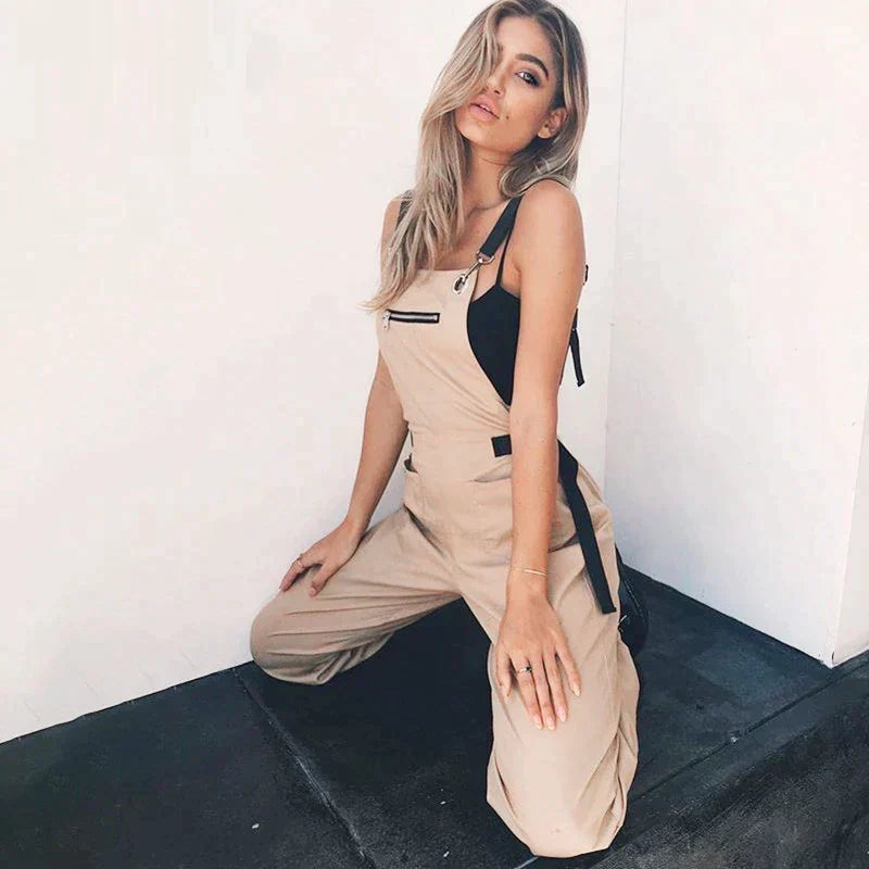 Beige dames cargo overall Marit, stijlvol & comfortabel voor vrije tijd.