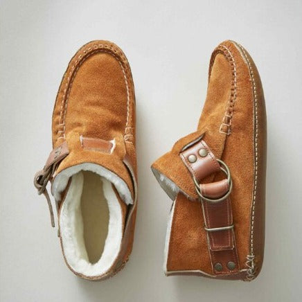 Robuuste platte zool van de Arlette dames winterlaarzen, voor stabiliteit en comfort op koude dagen.