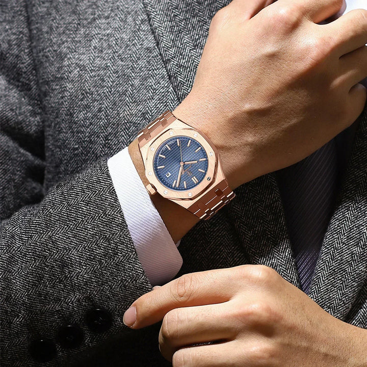 Elegant Jonas Deluxe herenhorloge met zwartleren band en zilverkleurige kast voor een klassieke look.