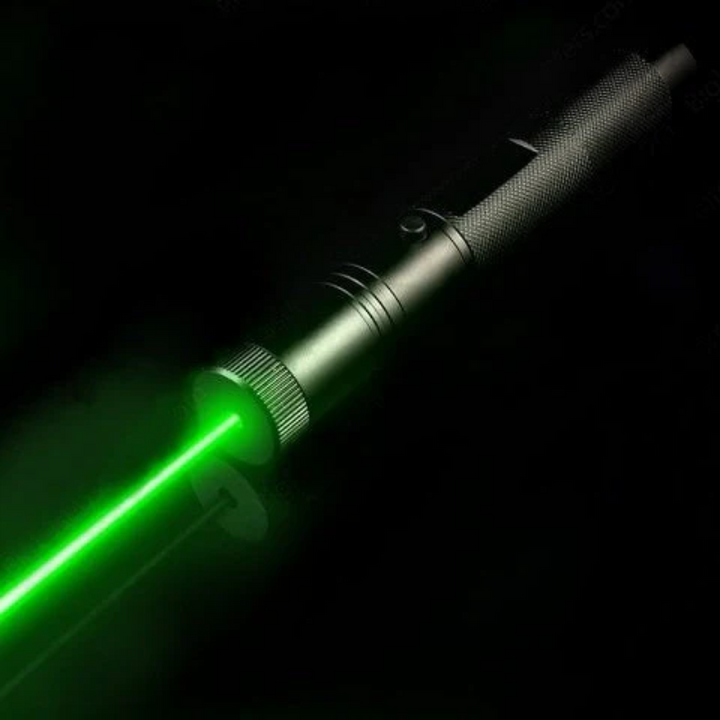 Groene laser aanwijzer met lange afstand, perfect voor sterrenkijken en professionele presentaties, universeel oplaadbaar.