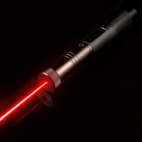 Compacte groene laserpointer met heldere straal, oplaadbaar en krachtig voor zowel binnen als buiten, inclusief USB-C.