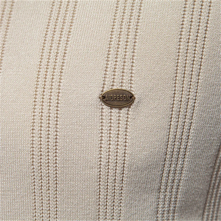 Stijlvol heren polo shirt met korte mouwen, ademende stof en moderne reverskraag, ideaal voor zomerse casual outfits.