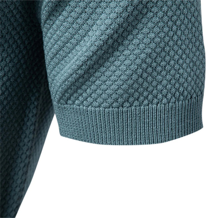 Zomers heren polo shirt, met open kraag en gemaakt voor stijlvol en comfortabel dragen.