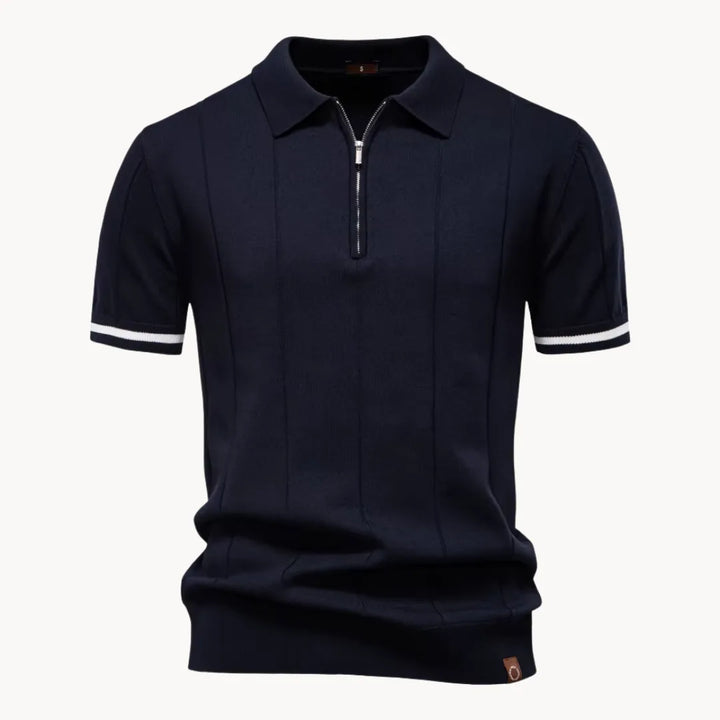 Zwarte heren polo, korte rits, klassieke kraag; stijlvolle en comfortabele heren kleding.