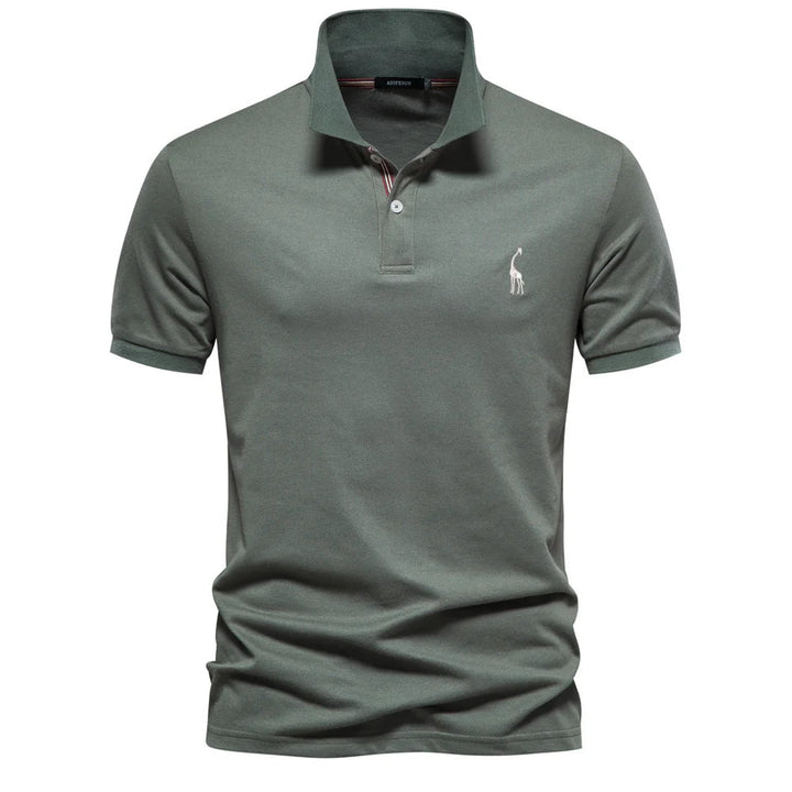 Ademend heren poloshirt met korte mouwen voor optimaal comfort, een essentieel kledingstuk voor de zomer.