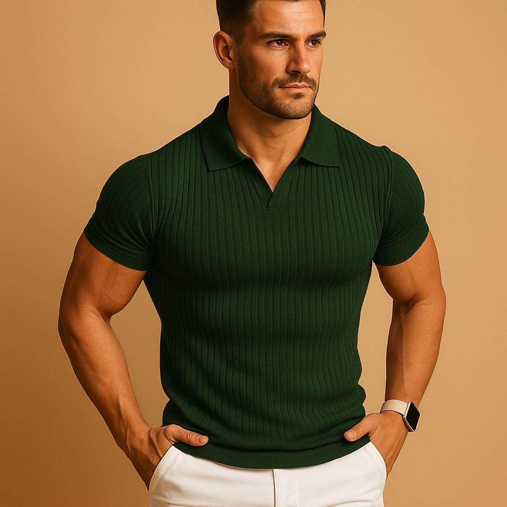 Modern heren poloshirt met slim fit pasvorm en chique open kraag, comfortabel voor de zomer.