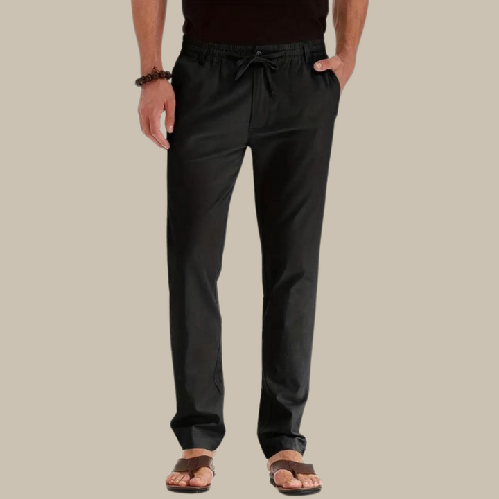 Diverse kleuren van de Herve heren zomerbroek gestapeld, klaar voor stijlvolle combinaties.