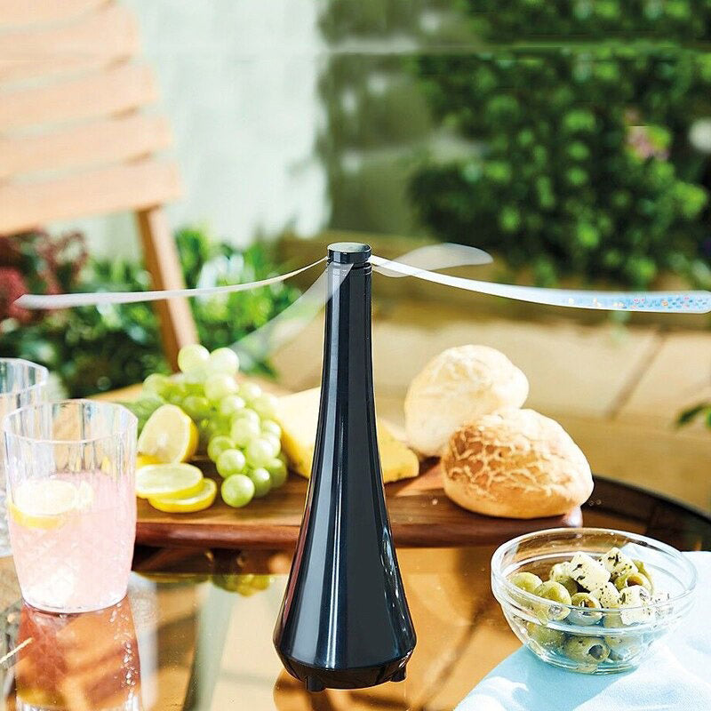 Stijlvolle vliegenverjager voor tuin en terras, garandeert een ontspannen zomer zonder ongedierte bij je maaltijden.