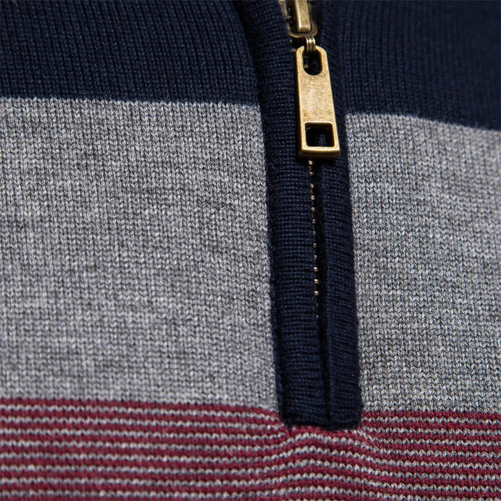Groene gestreepte heren halfzip trui Toby. Comfortabele sweater voor casual en verfijnde mannen mode.