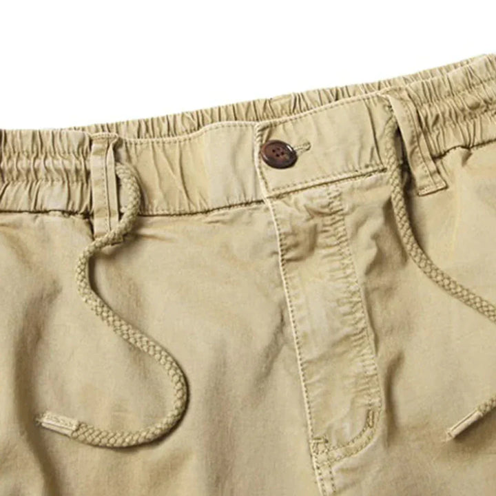 Robuuste Hoymans heren cargo broek, ontworpen voor comfort en duurzaamheid. Praktische zakken en relaxte fit.