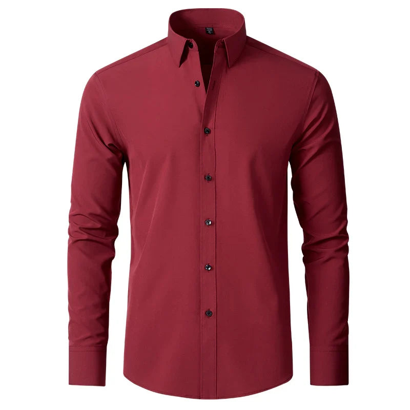 Netjes gevouwen kreukvrij herenoverhemd. Perfect voor reizen, altijd representatief en comfortabel.