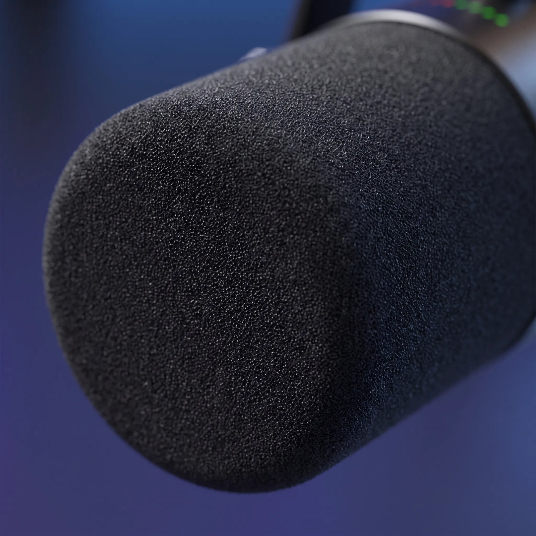 RGB gaming microfoon met ruisonderdrukking voor PC. Plug-and-play USB-C/XLR voor streamers.
