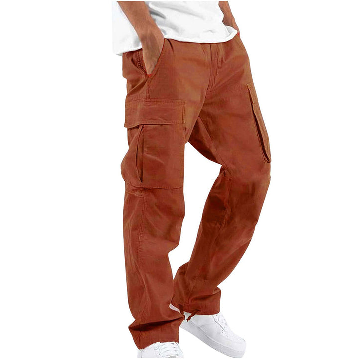 VHM heren cargo broek op display, toont functionele zakken en moderne stijlvolle pasvorm.