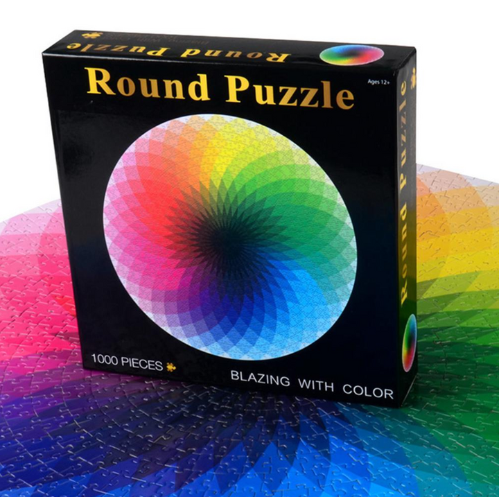 Unieke ronde regenboog puzzel met 1000 kleurrijke stukjes, perfect voor een gezellige familie-uitdaging.
