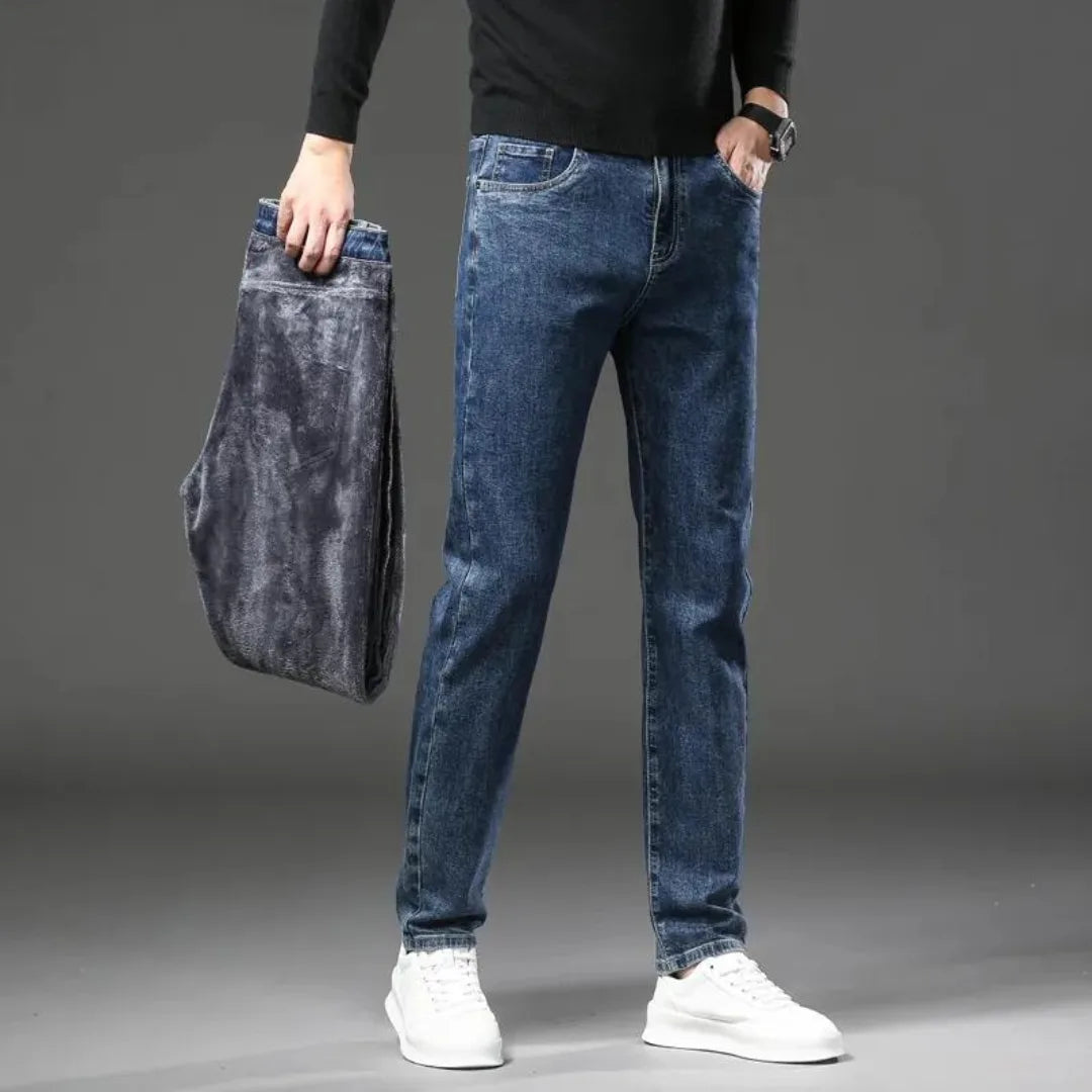 Donkergrijze heren straight-leg jeans, warme winterbroek voor casual herenmode met comfort.