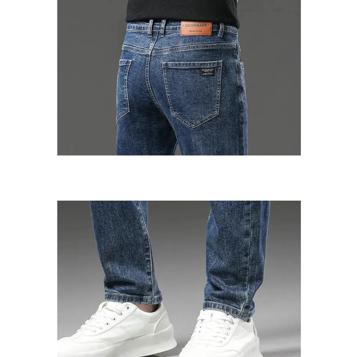 Donkergrijze straight-leg heren jeans, warme en duurzame winterbroek voor comfortabele stijl.