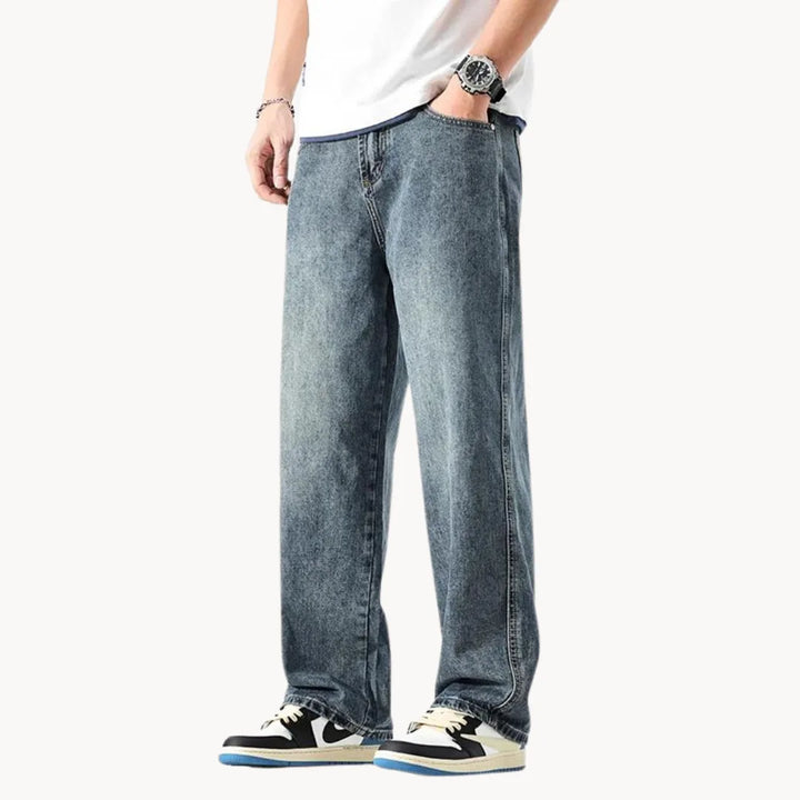 Heren jeans met rechte pijp, relaxte snit, vintage uitstraling voor de casual man.
