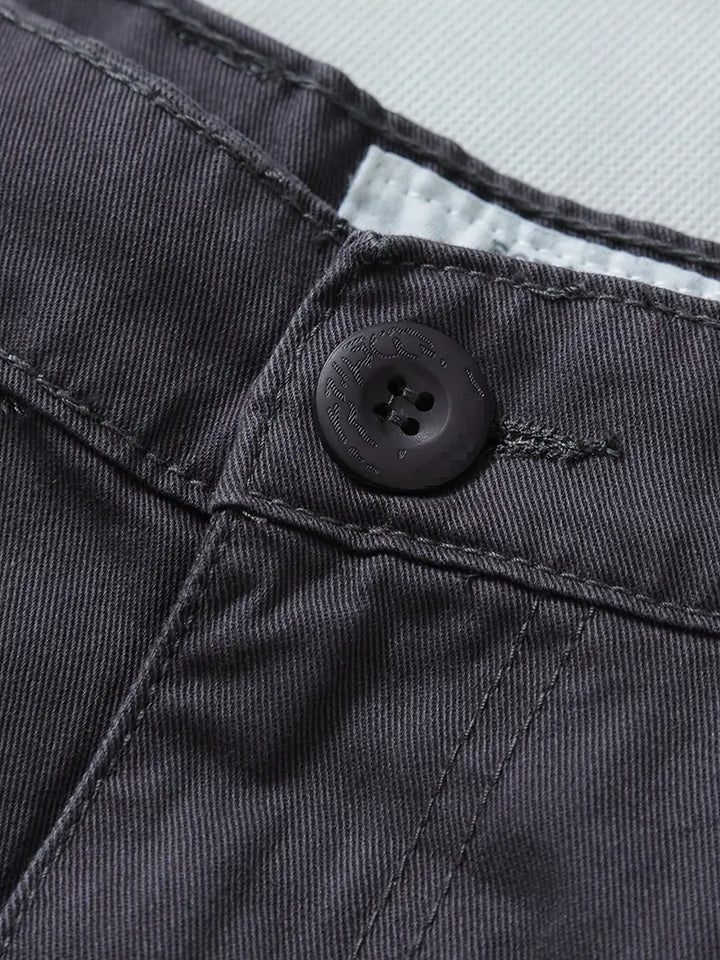 Comfortabele relaxed fit heren cargobroek Shane, perfect voor casual dagelijks gebruik en outdoor avonturen.
