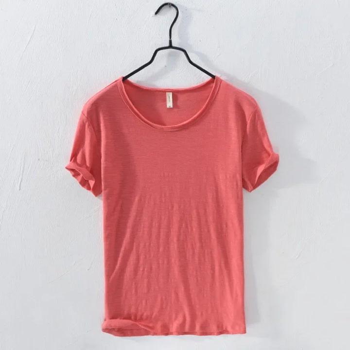 Casual heren T-shirt, retro design, met een ruwe rand en slim-fit voor moderne herenkleding.